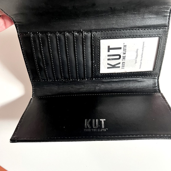 NWOT black and white striped wallet - Picture 6 of 6